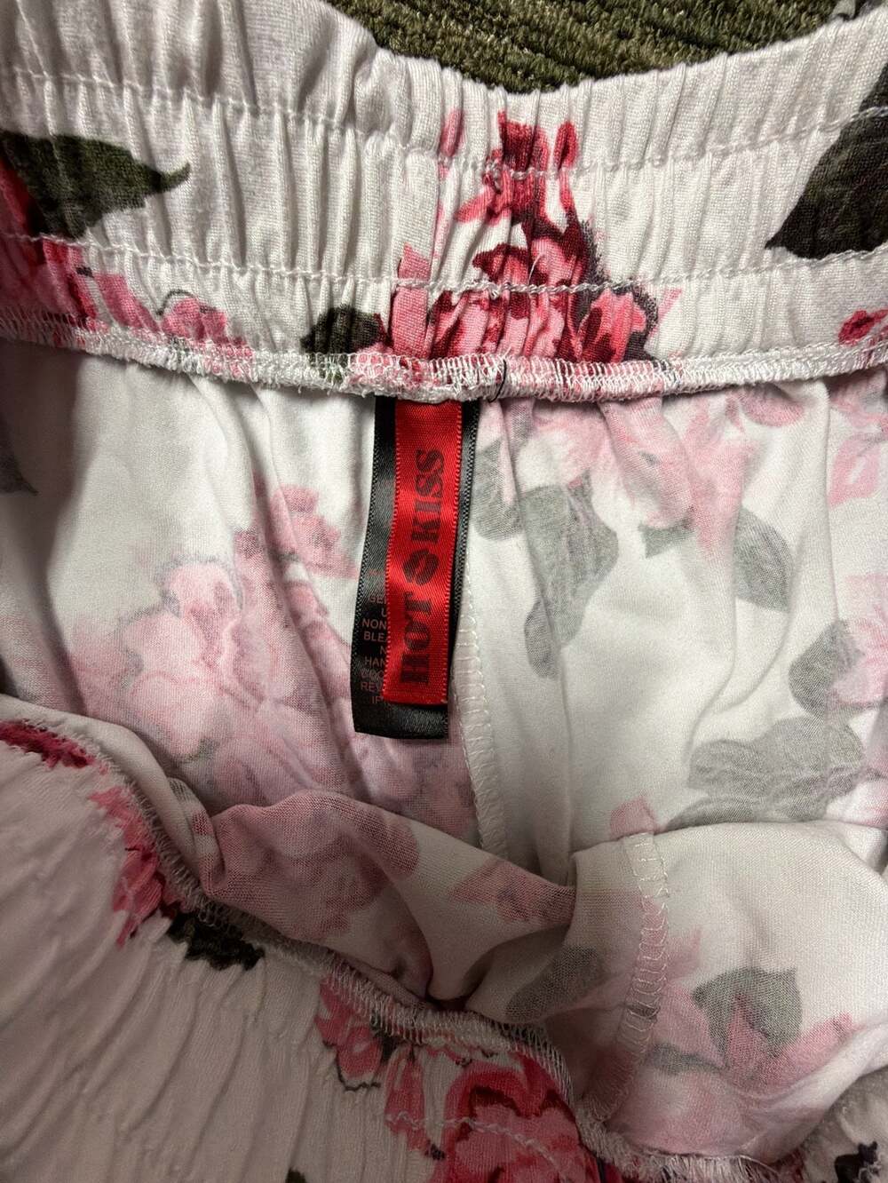 Hot Kiss Floral Print Lounge Shorts Size M - Picture 2 of 3
